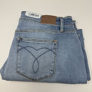 Judy Blue Women's 4XL High Waist‎ Light Wash Raw Hem Jean Denim Shorts
